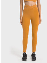 Load image into Gallery viewer, Crisscross Cutout Sports Leggings
