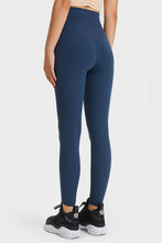 Load image into Gallery viewer, Feel Like Skin Elastic Waistband Yoga Leggings
